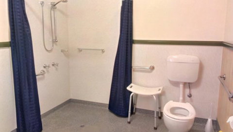 The Crays Accommodation - Accommodation Newcastle 8