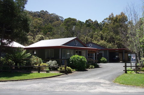 The Crays Accommodation - Accommodation Newcastle 0