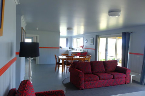 The Crays Accommodation - Accommodation Newcastle 2