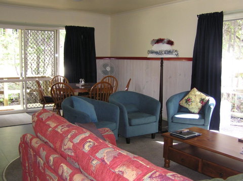 The Crays Accommodation - Accommodation Newcastle 32