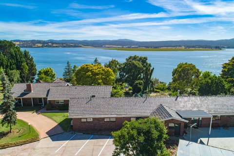 Tamar House - Accommodation Newcastle 4