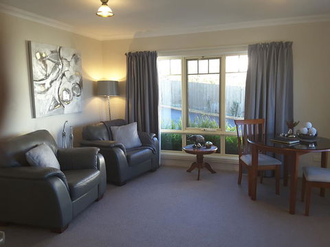 On The Terrace - Accommodation Newcastle 33