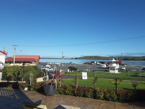 On The Terrace - Accommodation Newcastle 35