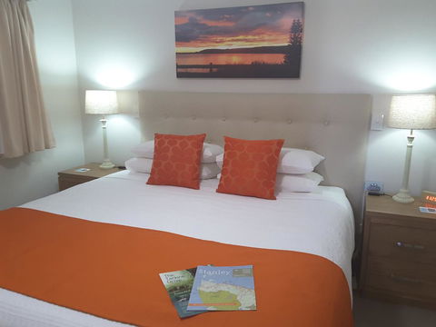 On The Terrace - Accommodation Newcastle 38