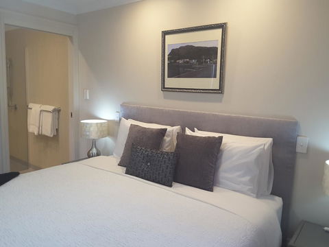 On The Terrace - Accommodation Newcastle 8