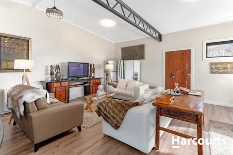 The WeareHouse In Deloraine - Accommodation Newcastle 15