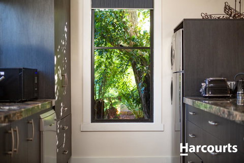 The WeareHouse In Deloraine - Accommodation Newcastle 12