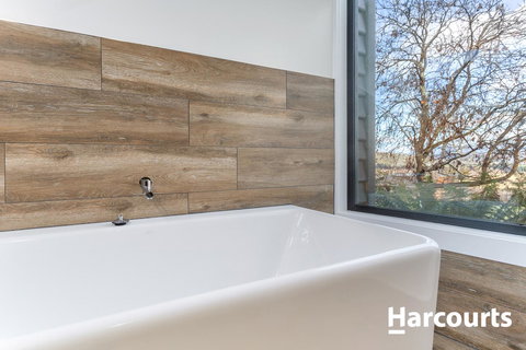 The WeareHouse In Deloraine - Accommodation Newcastle 18