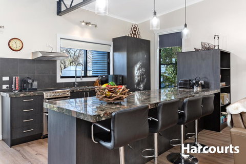 The WeareHouse In Deloraine - Accommodation Newcastle 17