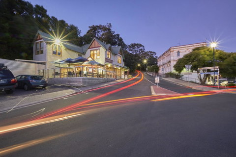 Bushman's Cafe - Accommodation Newcastle 8