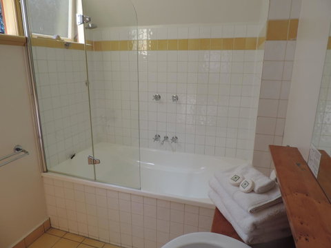 Bushman's Cafe - Accommodation Newcastle 10