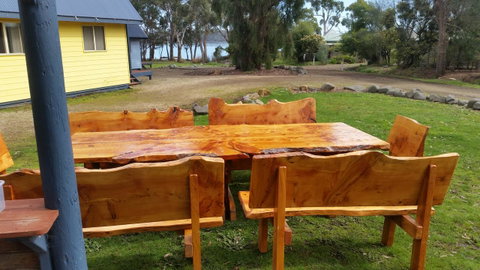 Four Seasons Waterfront Villas - Accommodation Newcastle 6