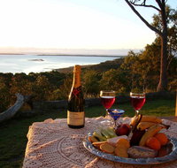 Island View Spa Cottage - Accommodation Newcastle