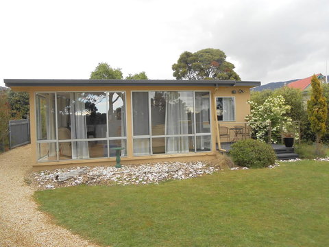Bruny Ocean Cottage - Accommodation Newcastle 13