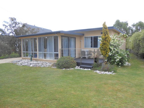 Bruny Ocean Cottage - Accommodation Newcastle 0