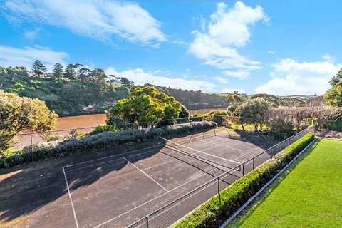 Nevertire - Accommodation Newcastle 2