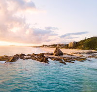 New Spacious Beachside townhouse - Accommodation Newcastle