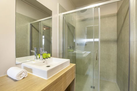 Nightcap At Fairfield - Accommodation Newcastle 2