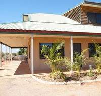 Ningaloo Breeze Villa 6 - 3 Bedroom Fully Self-Contained Holiday Accommodation - Accommodation Newcastle