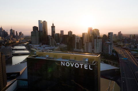 Novotel Melbourne South Wharf - Accommodation Newcastle 2