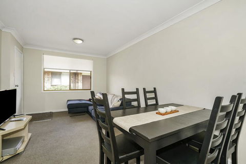 Oakland Avenue, Villa 3 - Accommodation Newcastle 3