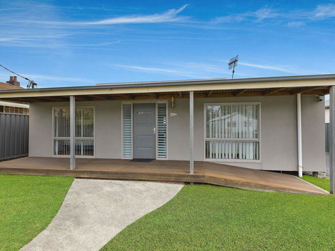 Oakland Cottage - Accommodation Newcastle 0