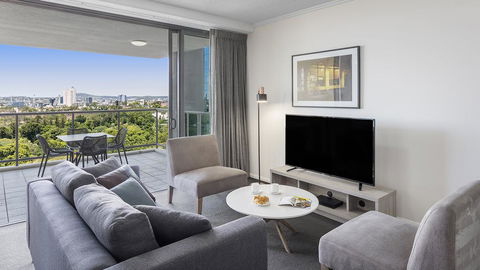 Oaks Brisbane On Margaret Suites - Accommodation Newcastle 0