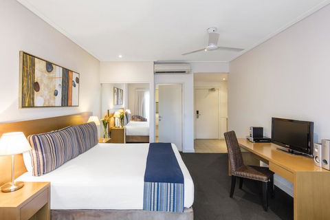 Oaks Broome Hotel - Accommodation Newcastle 3