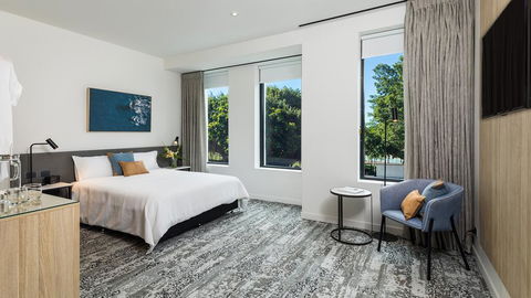 Oaks Cairns Hotel - Accommodation Newcastle 0
