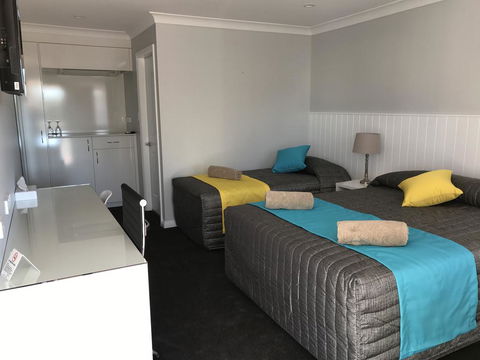 Oasis Motel - Accommodation Newcastle 0