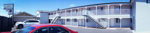 Oasis Motel - Accommodation Newcastle 3