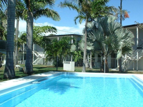 Ocean Breeze Units - Accommodation Newcastle 1