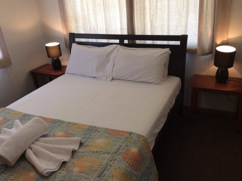Ocean Breeze Units - Accommodation Newcastle 3