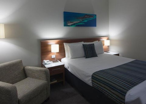 Ocean Centre Hotel - Accommodation Newcastle 2