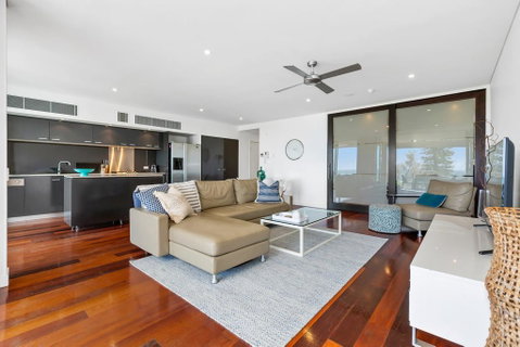 OCEAN VIEWS @ NOR NOR EAST 201 - Accommodation Newcastle 3
