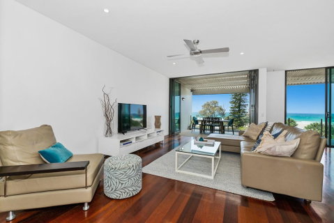 OCEAN VIEWS @ NOR NOR EAST 201 - Accommodation Newcastle 2