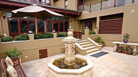 Old Bank Boutique Hotel - Accommodation Newcastle 0