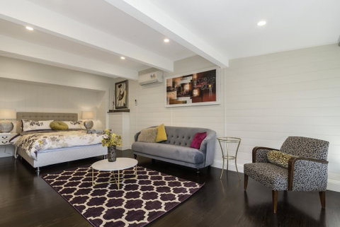 Olinda Forest Retreat With Spa - Accommodation Newcastle 0