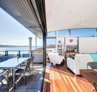One Mile Cl Townhouse 22 26 The Deckhouse - Accommodation Newcastle