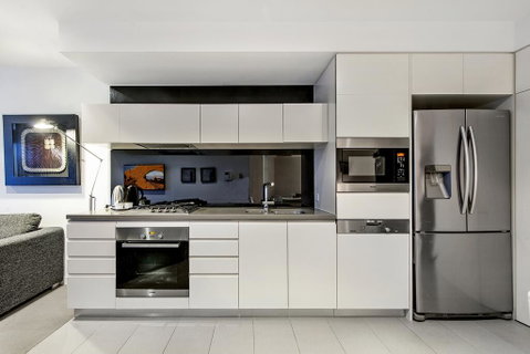 Oracle Broadbeach - Accommodation Newcastle 2
