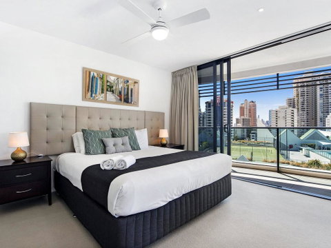 Oracle Resort Luxe Private 2 Bed - Tower 1 - Accommodation Newcastle 1