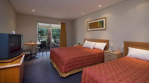 Outback Pioneer Hotel - Accommodation Newcastle 1