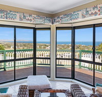 Panorama - 7 Stacey Drive - Accommodation Newcastle