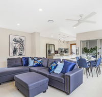 Park Avenue Luxe Townhouse Brand New Sleeps 9 - Accommodation Newcastle