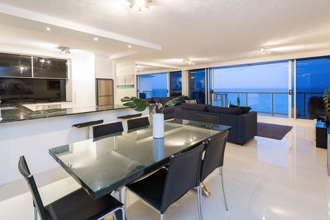 Peninsula Apartments By GCHS - Accommodation Newcastle 2
