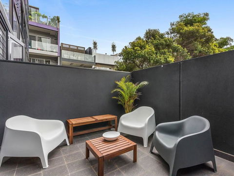 PERFECTLY PRAHRAN - Your Mecca Of Social And Style - Accommodation Newcastle 3