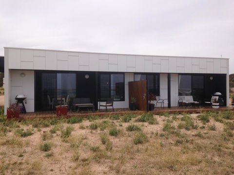 Perlubie Sea - Accommodation Newcastle 1