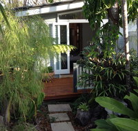 Petrie Garden Studio - Accommodation Newcastle