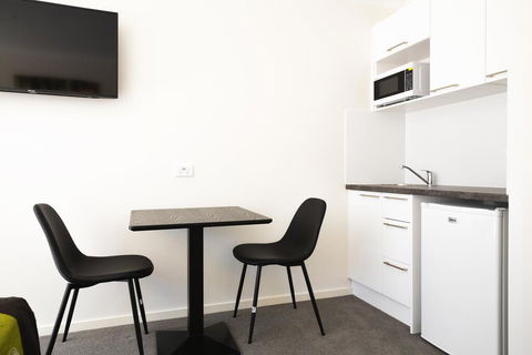 Petrie Mill Motel - Accommodation Newcastle 3