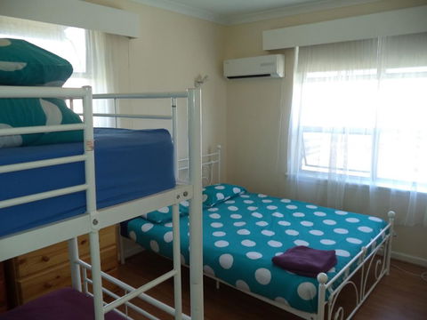 Port Adelaide Backpackers - Accommodation Newcastle 3